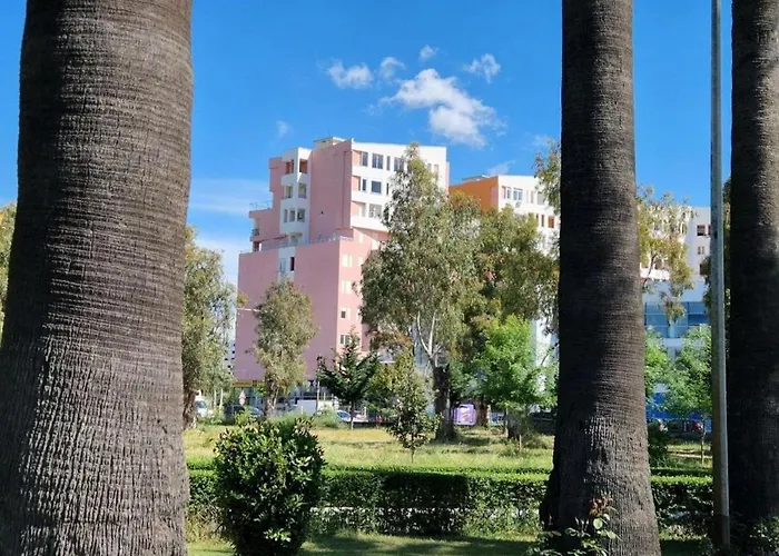 公寓 Tropical Durrës