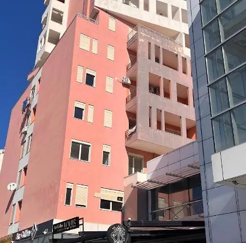 Tropical 公寓 Durrës