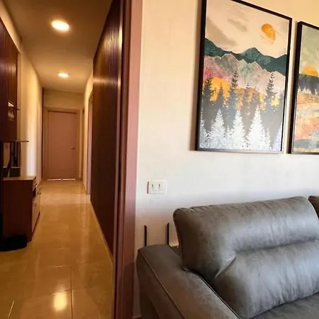 Tropical Apartment